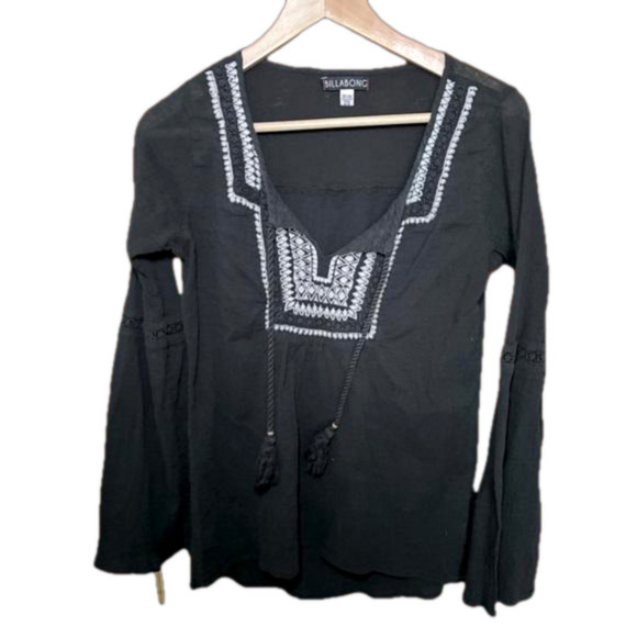 Billabong Tops - Billabong Women’s Green Gauze Boho Top - size medium​